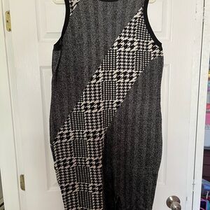 RACHEL Rachel Roy Black and White Knit Top